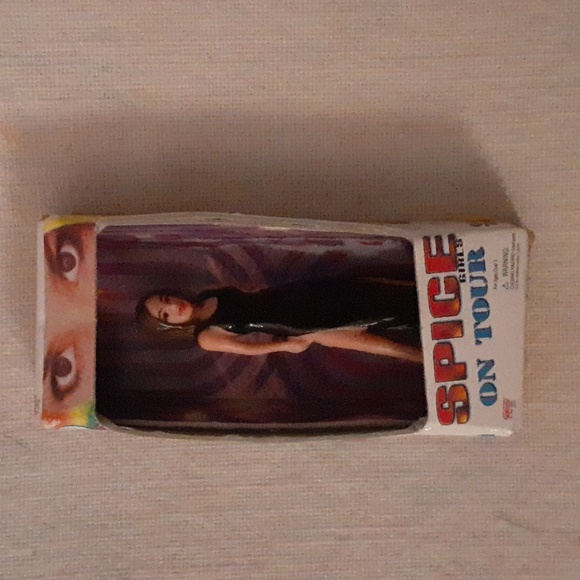 Vintage NIB Spice Girl Figurines and Ginger Spice 12" doll. - Picture 5 of 10